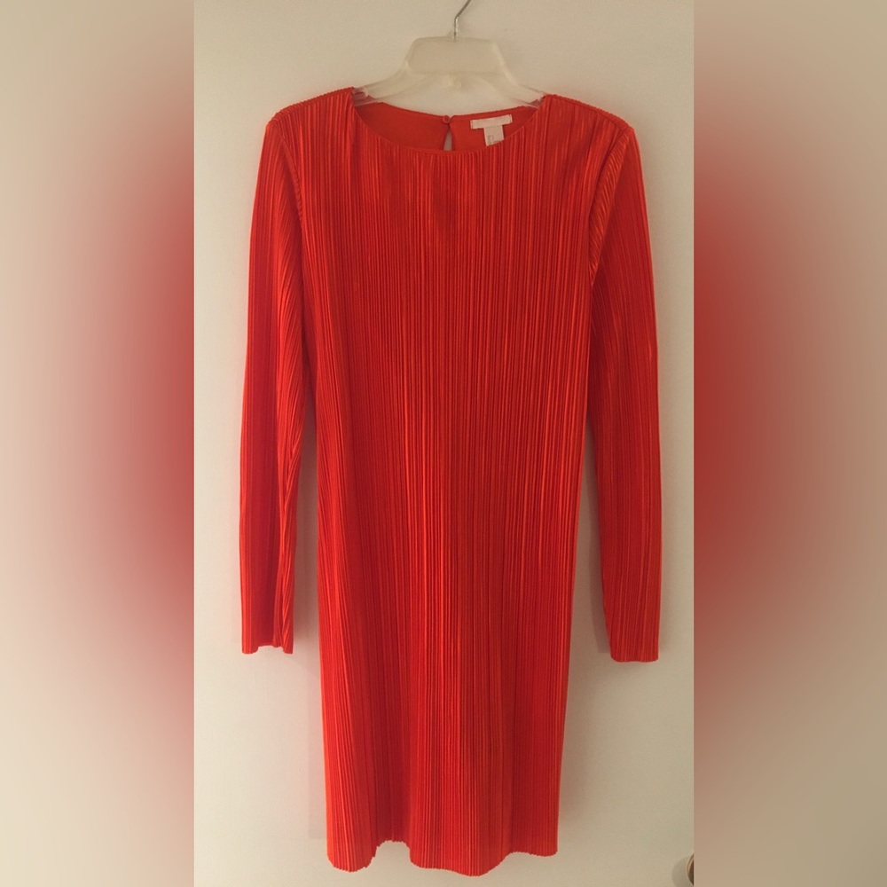 NWT—tomato red pleat dress—sz S—Issey Miyake Pleats Please copy from H&M